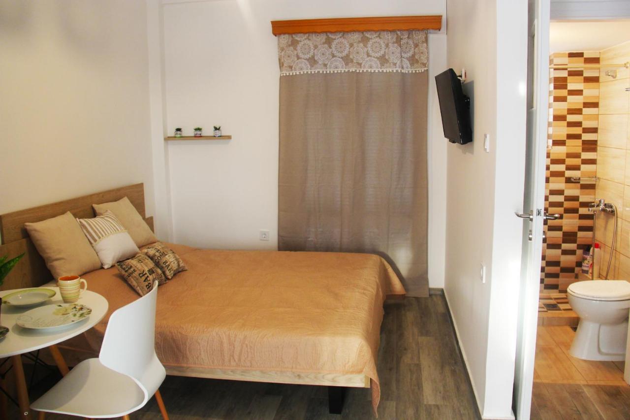 Fully Renovated Small & Cosy Studio Атина Екстериор снимка