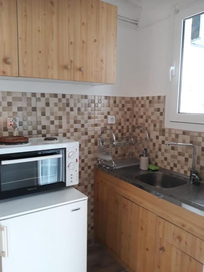Fully Renovated Small & Cosy Studio Атина Екстериор снимка